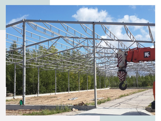 Строительство конюшен в Назрань от 616 руб. под ключ